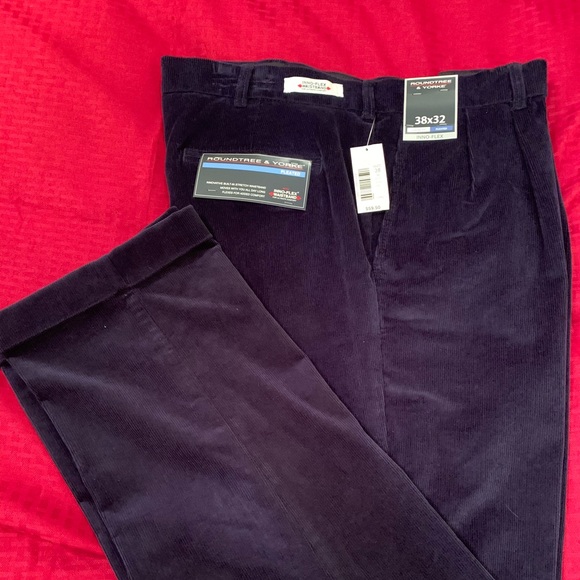 Roundtree & Yorke Pants Pleated Corduroy Navy Blue Pants With Cuff